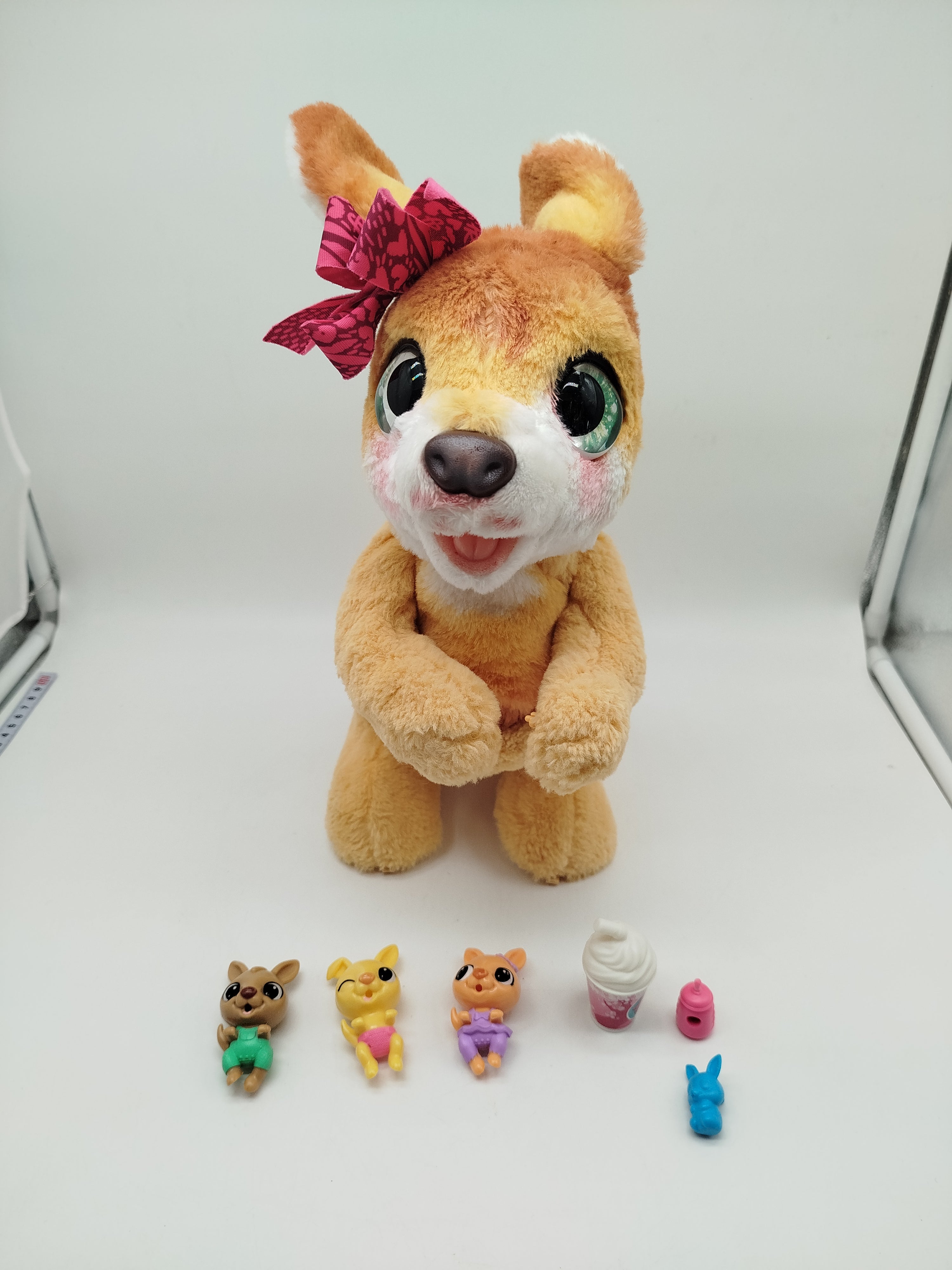 Hasbro FurReal Friends Mama Josie Känguru, ohne OVP